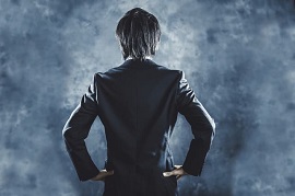 業務の属人化を防ぐ方法とは？属人化が起きる原因から標準化方法まで徹底解説