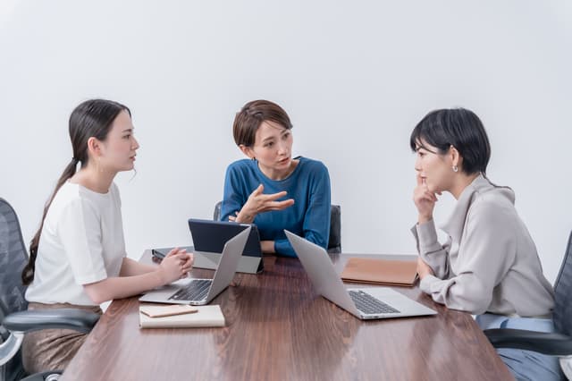 社内問合せを削減するためのポイント