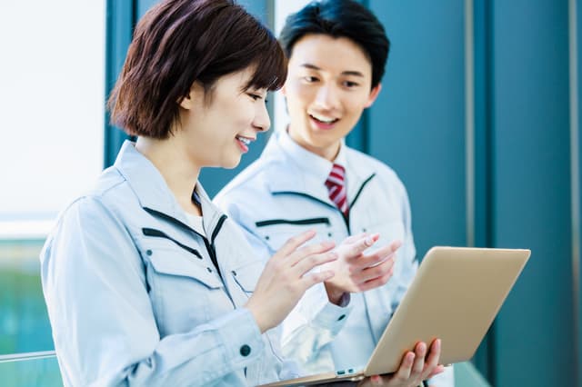 社内問合せを削減する具体的な方法