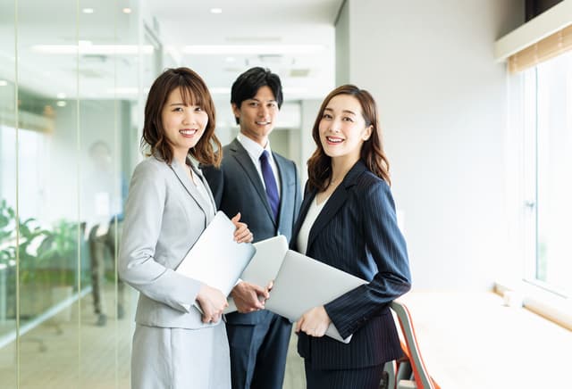 ナレッジワーカーとは？言葉の定義・必要なスキル・育成するポイントについてくまなく解説！
