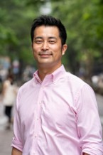飯久保 翔 氏