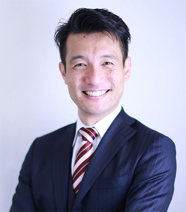 高橋 研 氏
